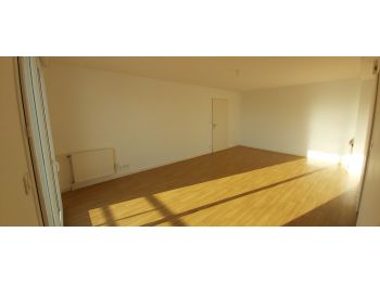 Vente à SAINT GILLES - 67m² à 188100 € HNI