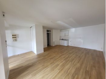 Location à GUICHEN - 66m² à 620 € - vue 1