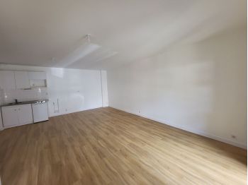 Location à GUICHEN - 66m² à 620 € - vue 4