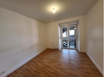 Location à GUICHEN - 66m² à 620 € - vue 5