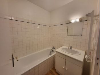 Location à GUICHEN - 66m² à 620 € - vue 6
