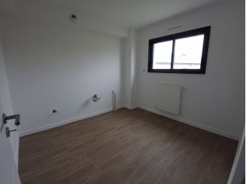 Location à Cesson Sevigne - 80m² à 2160 € - vue 5