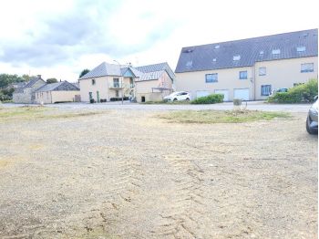 Location à SAINT AUBIN DU CORMIER - 780m² à 1600 € - vue 8