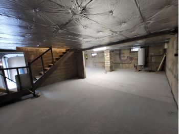 Location à TALENSAC - 75m² à 900 € - vue 5