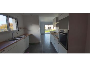 Location à ORGERES - 135m² à 1190 € - vue 4