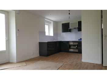 Location à SAINT BRICE EN COGLES (35460) - 44m² à 520 € CC - vue 