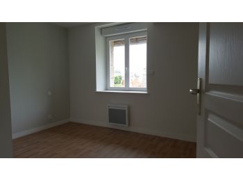 Location à SAINT BRICE EN COGLES (35460) - 44m² à 520 € - vue 4