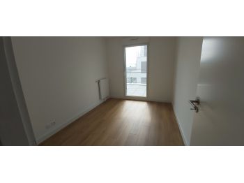 Location à CESSON SEVIGNE - 65m² à 907 € - vue 4